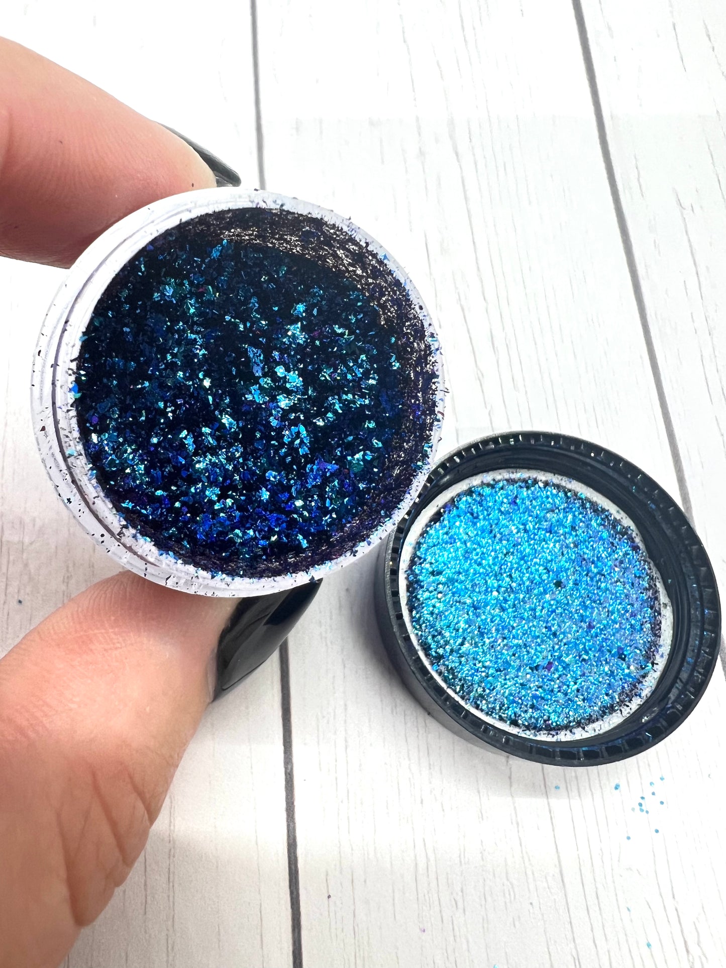 Deep Waters - chameleon flakes