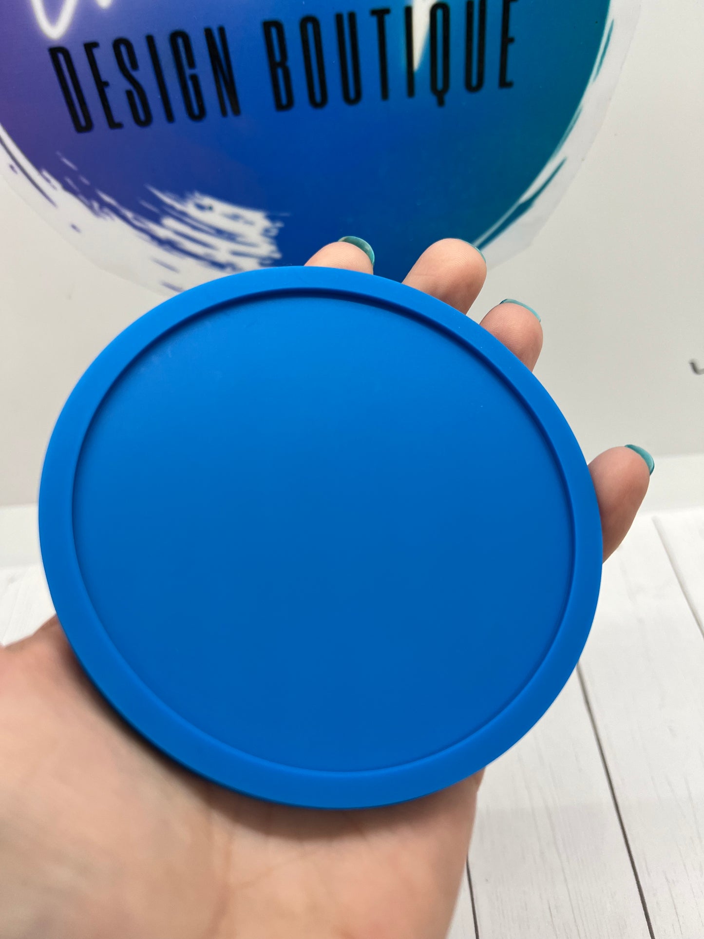 Silicone glue mixing circles